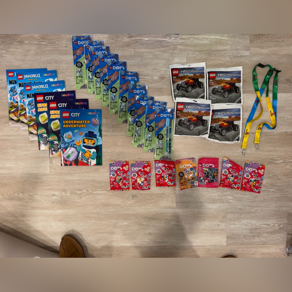 LEGO Dots bracelets books polybags party lot